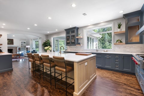 Tiny photo for 320 Camelot Lane, Libertyville, IL 60048 (MLS # 12651274)