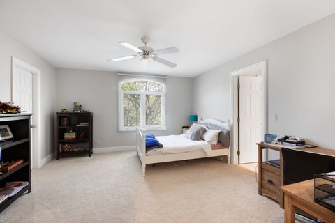Tiny photo for 320 Camelot Lane, Libertyville, IL 60048 (MLS # 12651274)