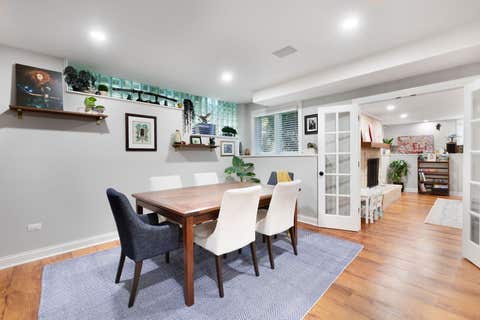 Tiny photo for 320 Camelot Lane, Libertyville, IL 60048 (MLS # 12651274)