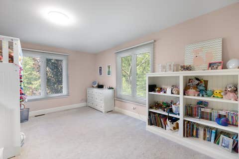 Tiny photo for 320 Camelot Lane, Libertyville, IL 60048 (MLS # 12651274)