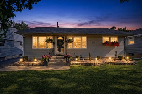 Tiny photo for 139 W 10th Street, Chicago Heights, IL 60411 (MLS # 12751467)