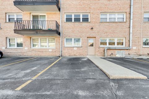 Tiny photo for 5214 Galitz Street #103, Skokie, IL 60077 (MLS # 12589180)