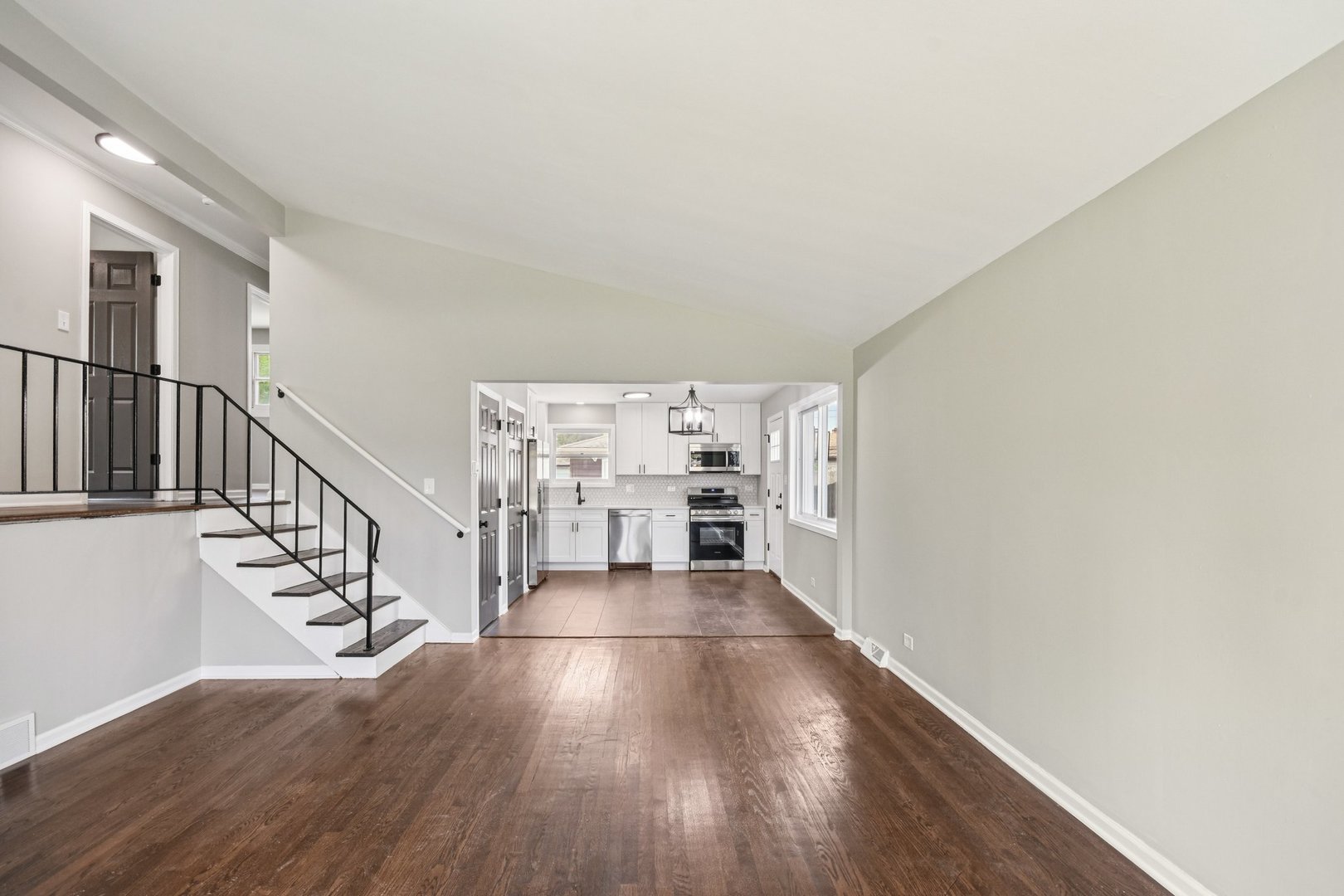 329 E Jefferson Street