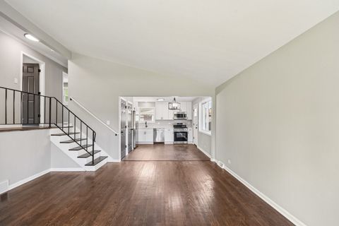 Tiny photo for 329 E Jefferson Street, Bensenville, IL 60106 (MLS # 12427667)