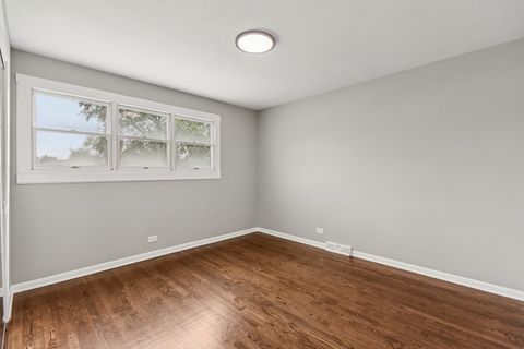 Tiny photo for 329 E Jefferson Street, Bensenville, IL 60106 (MLS # 12427667)
