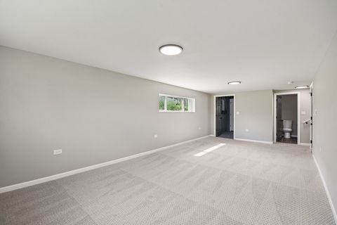 Tiny photo for 329 E Jefferson Street, Bensenville, IL 60106 (MLS # 12427667)