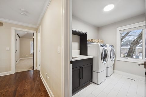 Tiny photo for 5605 S Quincy Street, Hinsdale, IL 60521 (MLS # 12545301)