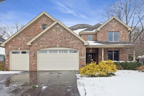 Photo of 5605 S Quincy Street, Hinsdale, IL 60521 (MLS # 12545301)