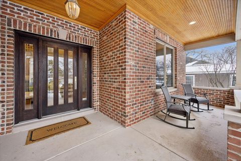 Tiny photo for 5605 S Quincy Street, Hinsdale, IL 60521 (MLS # 12545301)
