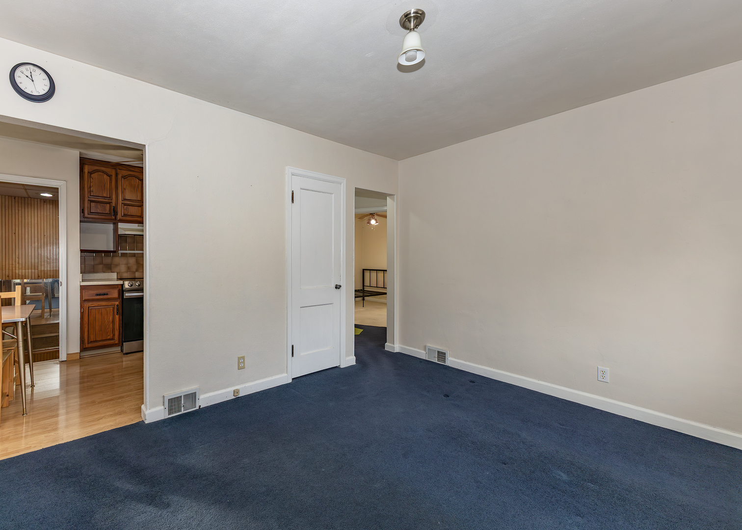 1517 W 38th Street