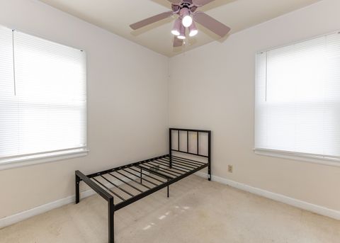 Tiny photo for 1517 W 38th Street, Davenport, IA 52806 (MLS # 12570971)