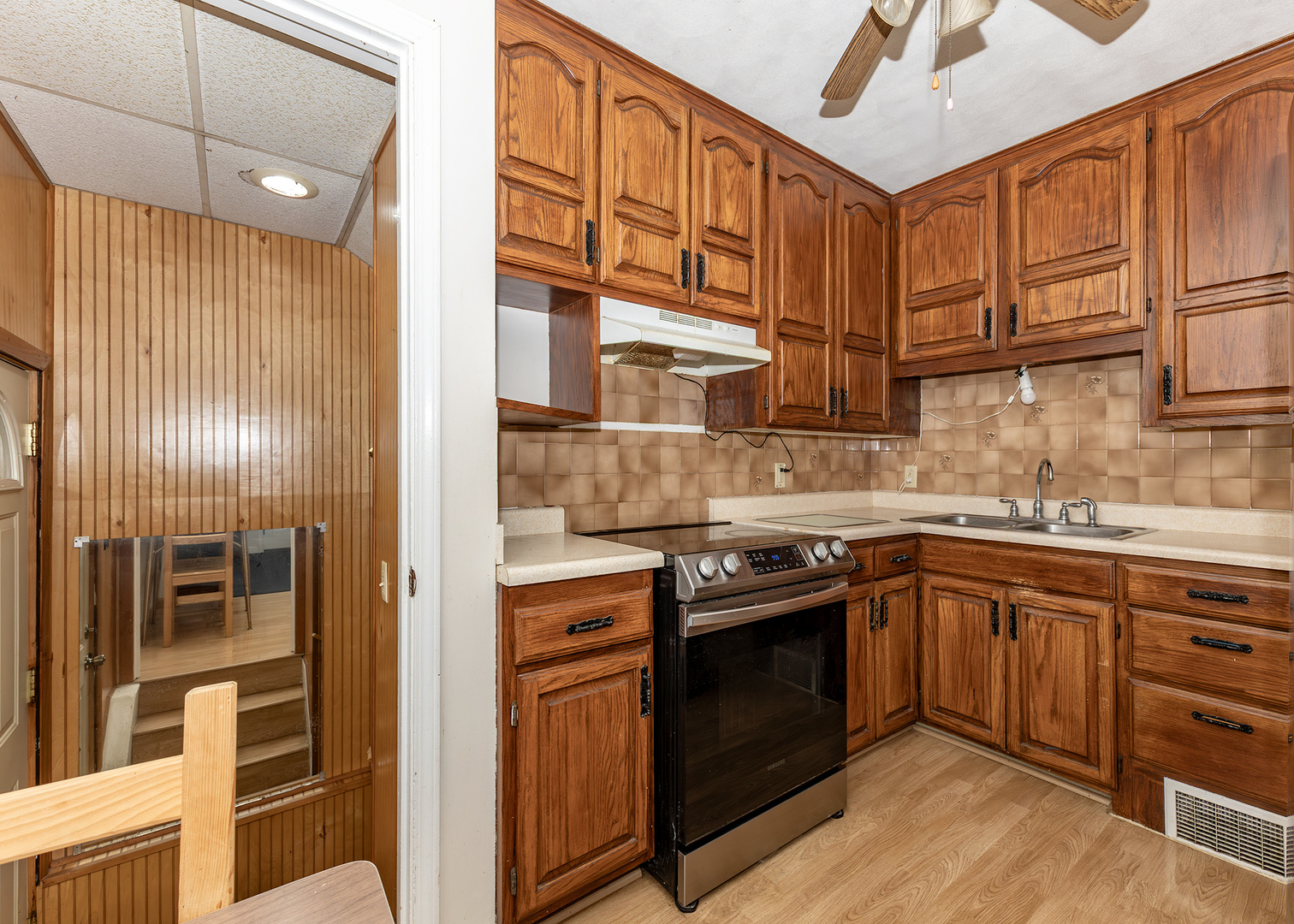 1517 W 38th Street