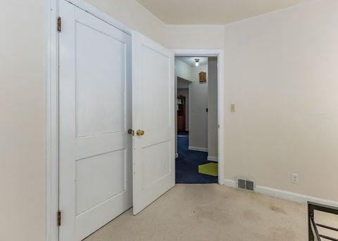 Tiny photo for 1517 W 38th Street, Davenport, IA 52806 (MLS # 12570971)