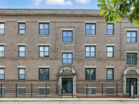 Photo of 1127 E 61st Street #3, Chicago, IL 60637 (MLS # 12466358)