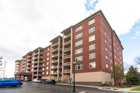 Tiny photo for 8440 Callie Avenue #C405, Morton Grove, IL 60053 (MLS # 12540322)