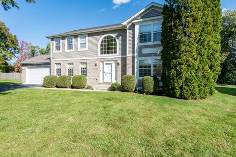 4052 Woodcrest Court, Gurnee, IL 60031 - #: 12770349