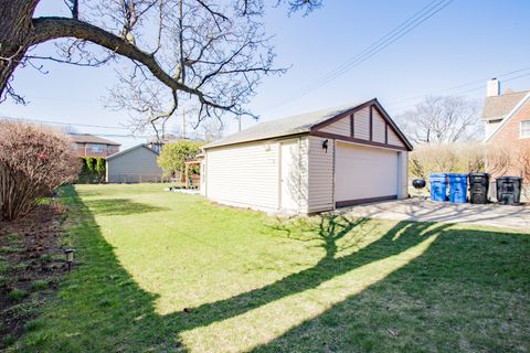 Tiny photo for 6176 N Nassau Avenue, Chicago, IL 60631 (MLS # 12609598)