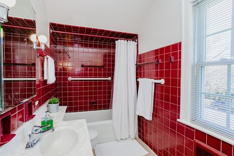 Tiny photo for 6176 N Nassau Avenue, Chicago, IL 60631 (MLS # 12609598)