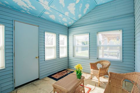 Tiny photo for 6176 N Nassau Avenue, Chicago, IL 60631 (MLS # 12609598)