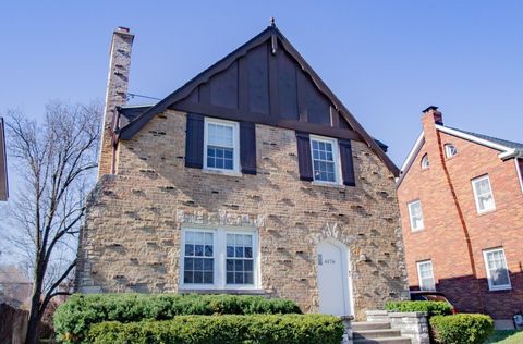 Photo of 6176 N Nassau Avenue, Chicago, IL 60631 (MLS # 12609598)