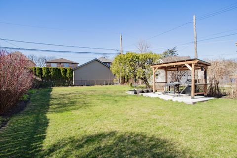 Tiny photo for 6176 N Nassau Avenue, Chicago, IL 60631 (MLS # 12609598)