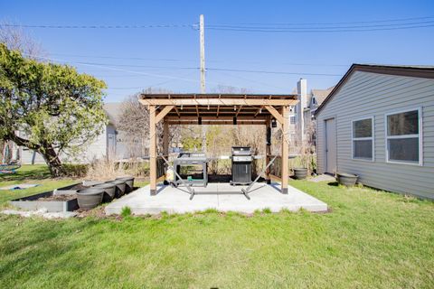 Tiny photo for 6176 N Nassau Avenue, Chicago, IL 60631 (MLS # 12609598)