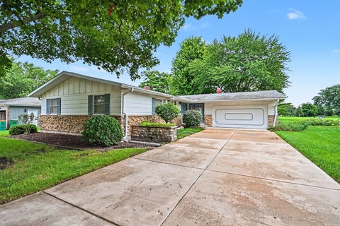 Tiny photo for 524 Parkside Drive, Sycamore, IL 60178 (MLS # 12735104)