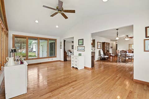 Tiny photo for 524 Parkside Drive, Sycamore, IL 60178 (MLS # 12735104)