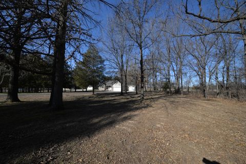 Tiny photo for 14687 N Lost Lake Lane, Mt Vernon, IL 62864 (MLS # 12581053)