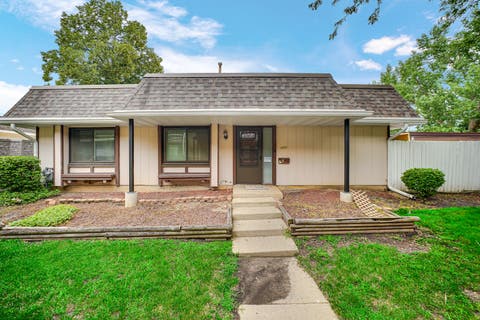 Photo of 1231 San Simeon Drive, Hanover Park, IL 60133 (MLS # 12739459)