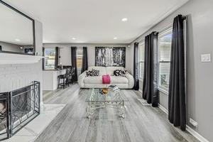 318 Marquette Street