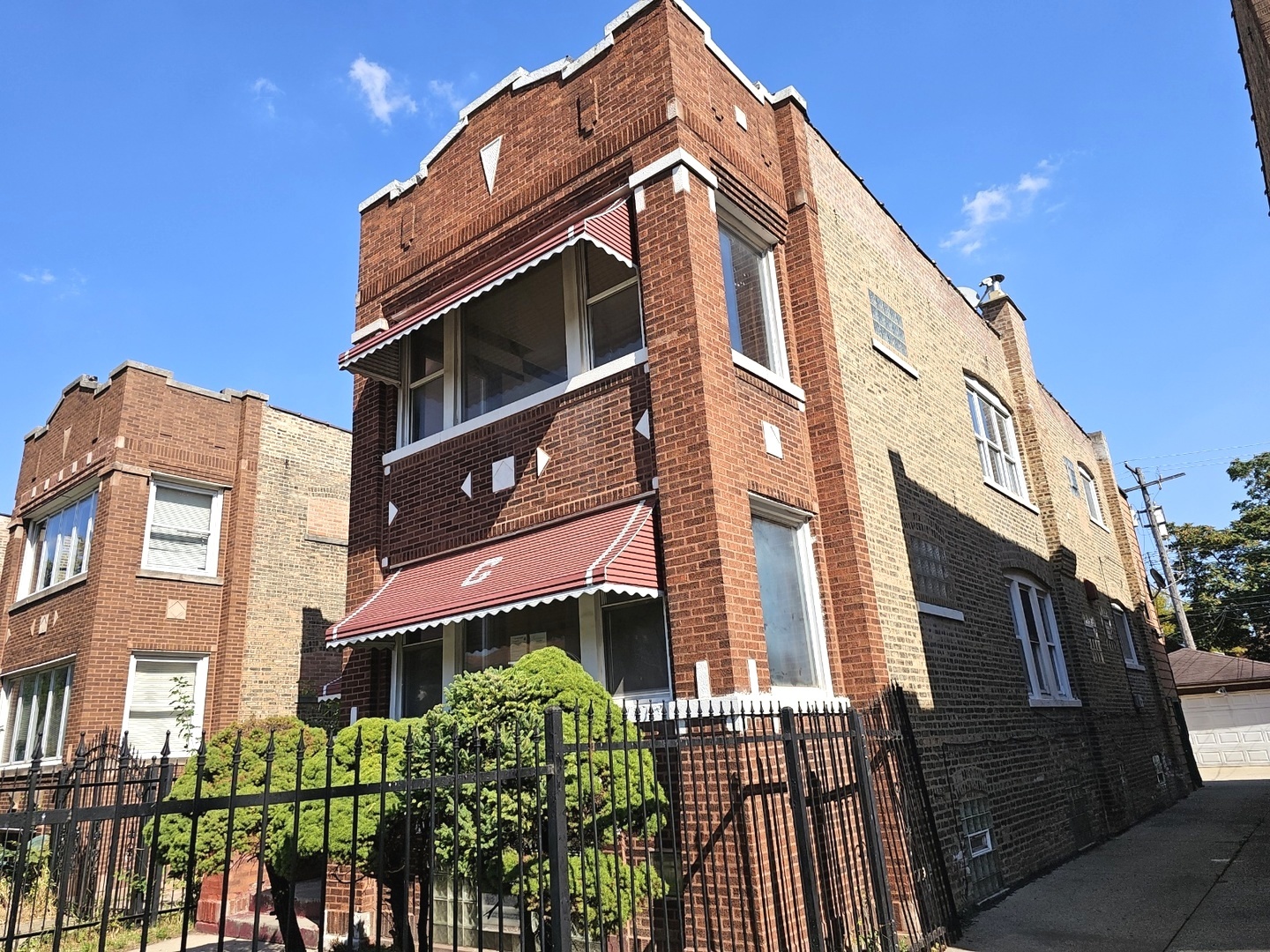 1411 N Latrobe Avenue