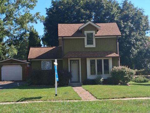 Photo of 306 N Main Street, Walworth, WI 53184 (MLS # 12481833)