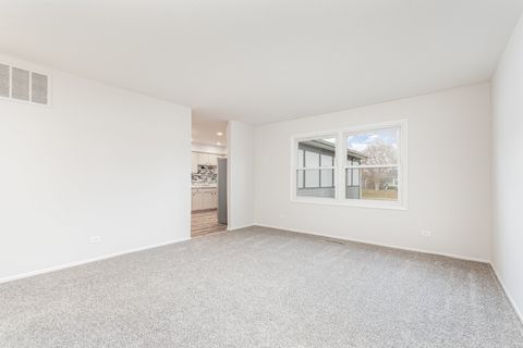 Tiny photo for 95 W Stevenson Drive, Glendale Heights, IL 60139 (MLS # 12523706)