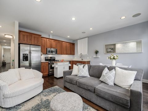 Tiny photo for Chicago, IL 60618 (MLS # 12570704)