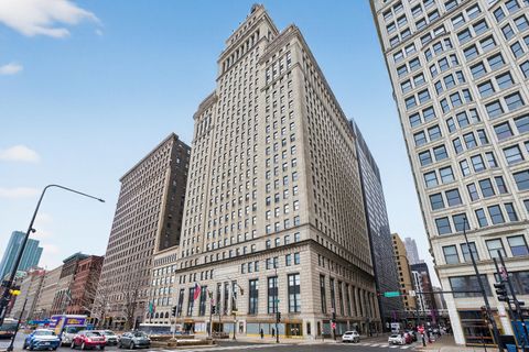 Photo of 310 S MICHIGAN Avenue #702, Chicago, IL 60604 (MLS # 12592623)