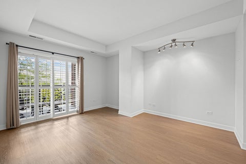 Tiny photo for 44 N Vail Avenue #209, Arlington Heights, IL 60005 (MLS # 12751409)