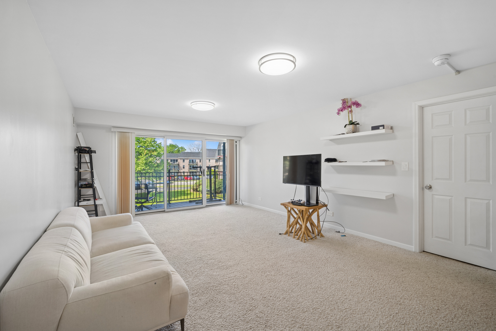 5200 Carriageway Drive 214