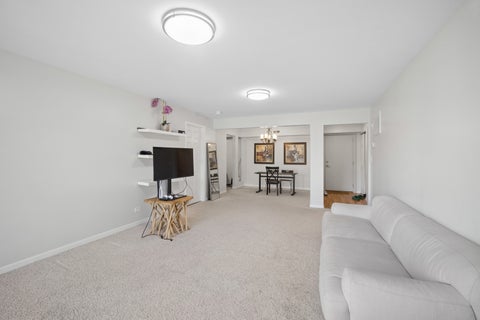Tiny photo for 5200 Carriageway Drive #214, Rolling Meadows, IL 60008 (MLS # 12678140)