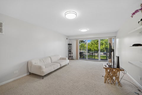 Tiny photo for 5200 Carriageway Drive #214, Rolling Meadows, IL 60008 (MLS # 12678140)