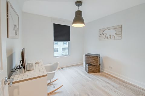 Tiny photo for 2804 Neubauer Circle, Lindenhurst, IL 60046 (MLS # 12617261)