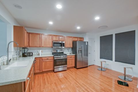 Tiny photo for 2804 Neubauer Circle, Lindenhurst, IL 60046 (MLS # 12617261)