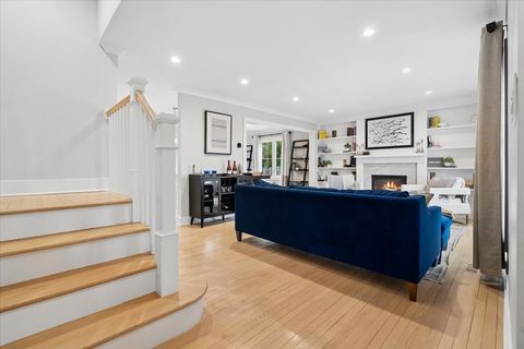 Tiny photo for 720 Ouilmette Lane, Wilmette, IL 60091 (MLS # 12589382)