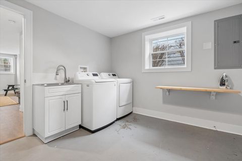 Tiny photo for 720 Ouilmette Lane, Wilmette, IL 60091 (MLS # 12589382)