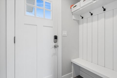 Tiny photo for 720 Ouilmette Lane, Wilmette, IL 60091 (MLS # 12589382)