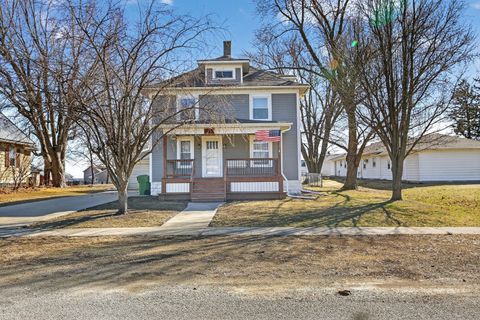 Tiny photo for 407 Fulton Street, Grand Mound, IA 52751 (MLS # 12593104)