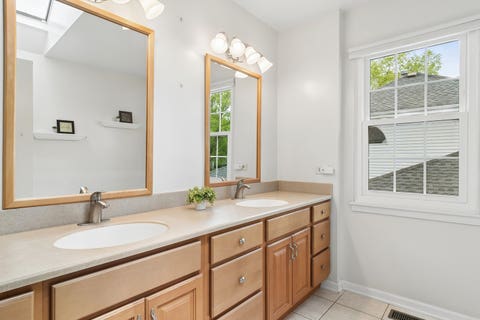 Tiny photo for 1160 Hummingbird Lane, Grayslake, IL 60030 (MLS # 12641417)