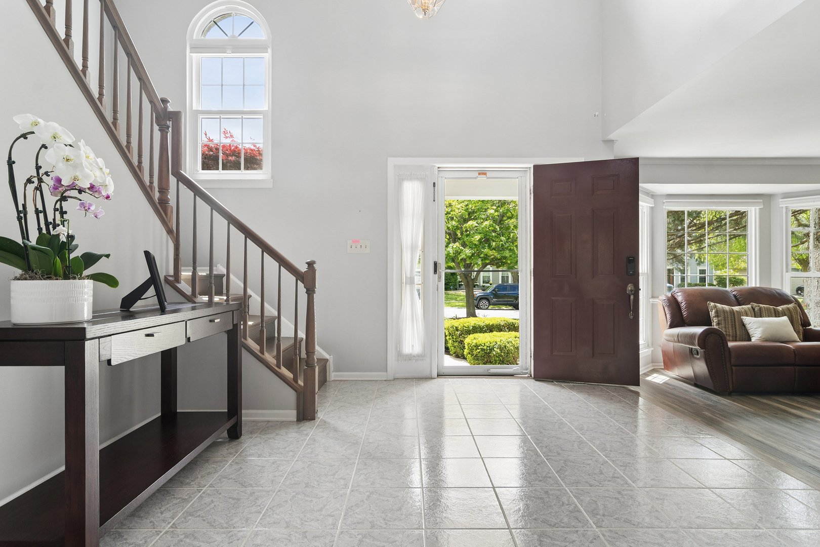 1160 Hummingbird Lane