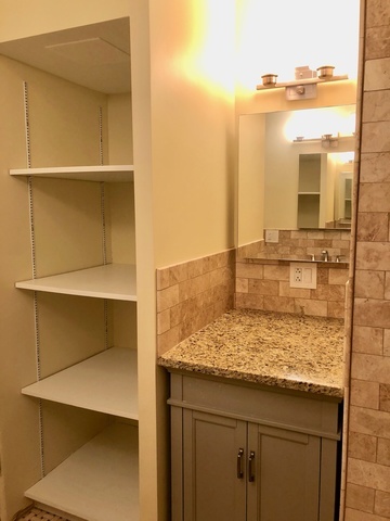 530 W Barry Avenue 4H