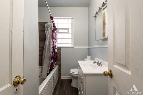 Tiny photo for 8136 S Manistee Avenue, Chicago, IL 60617 (MLS # 12508576)